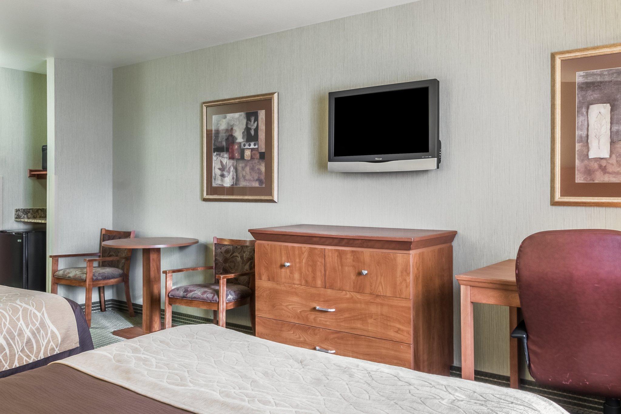 Comfort Inn & Suites Mitchell I-90 Екстер'єр фото