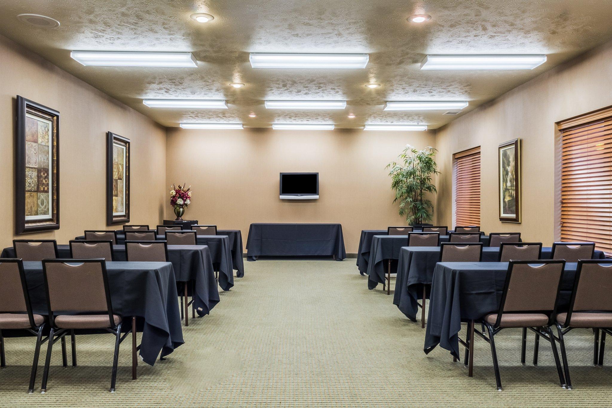 Comfort Inn & Suites Mitchell I-90 Екстер'єр фото