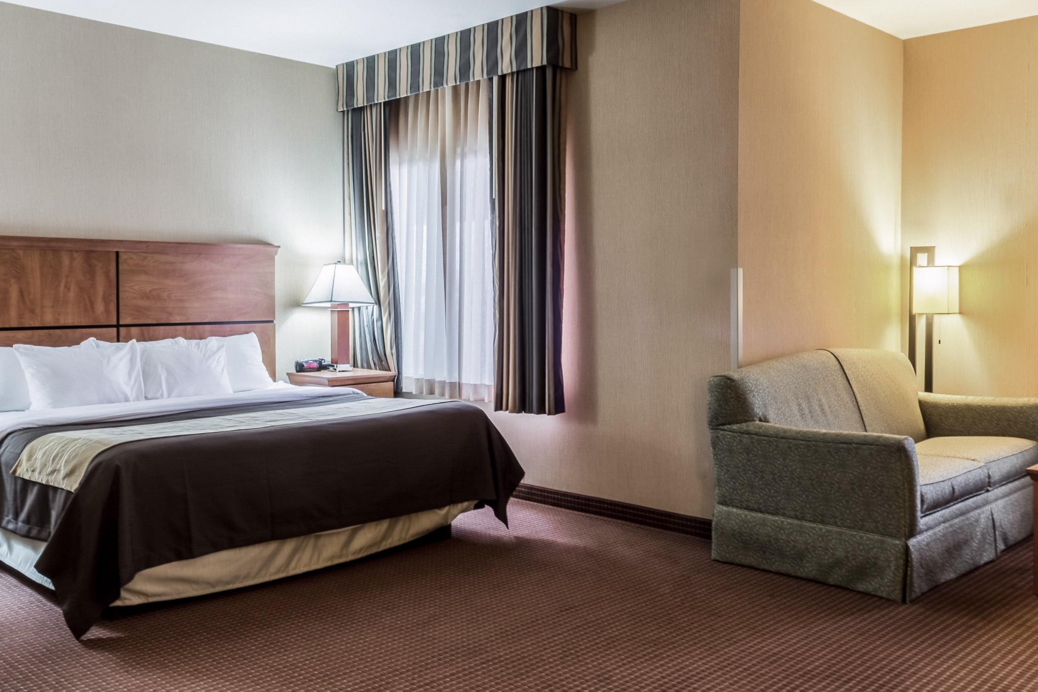 Comfort Inn & Suites Mitchell I-90 Екстер'єр фото