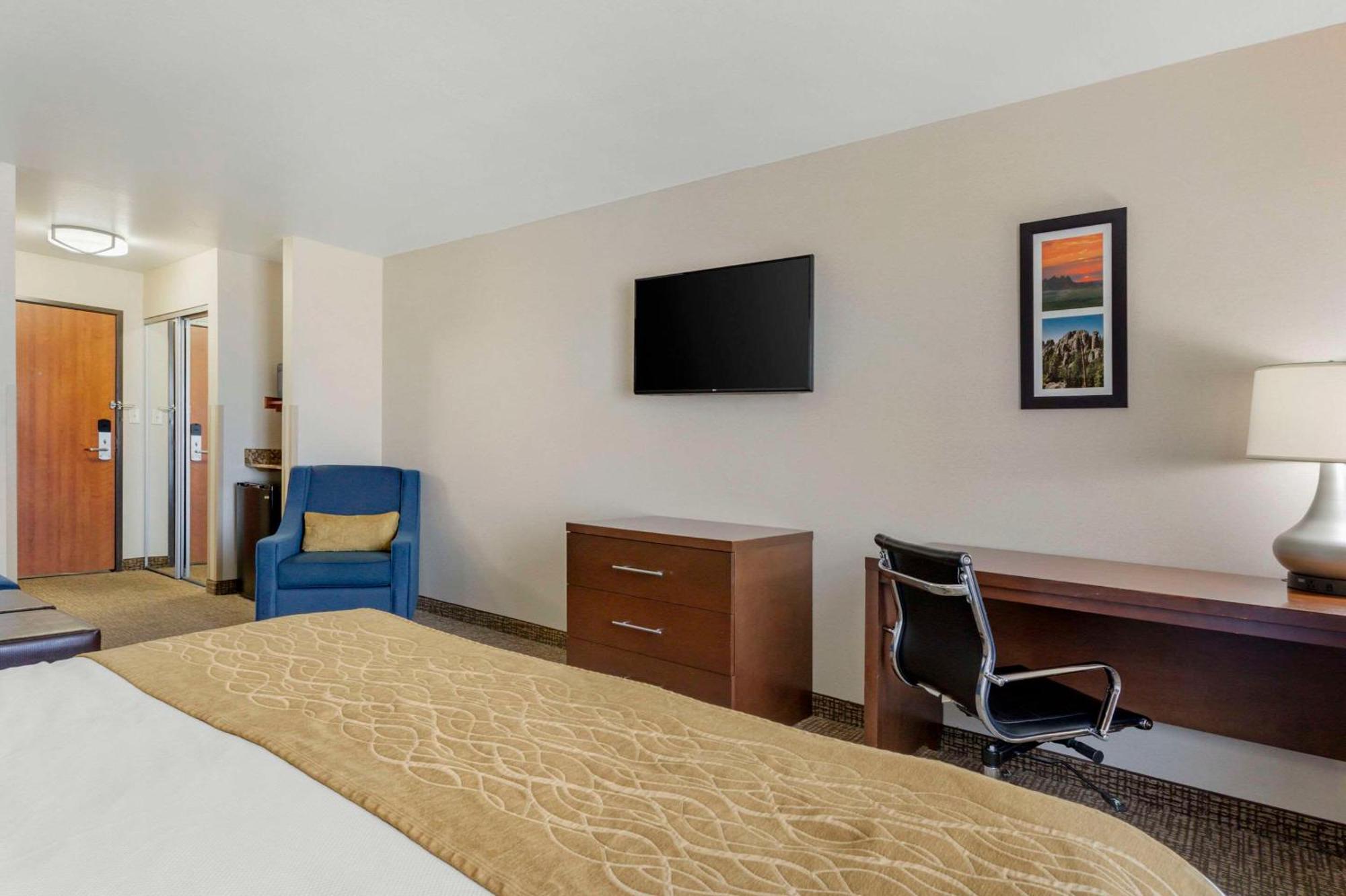 Comfort Inn & Suites Mitchell I-90 Екстер'єр фото
